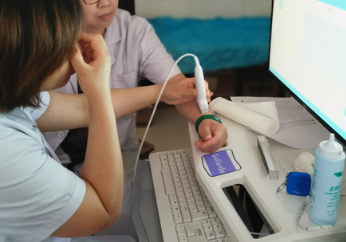 人民医院健康管理科引进超声波91免费看片仪器查查你的“骨量账户”够富有
